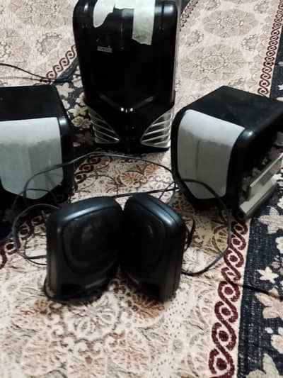 Multimedia Speakers for sale