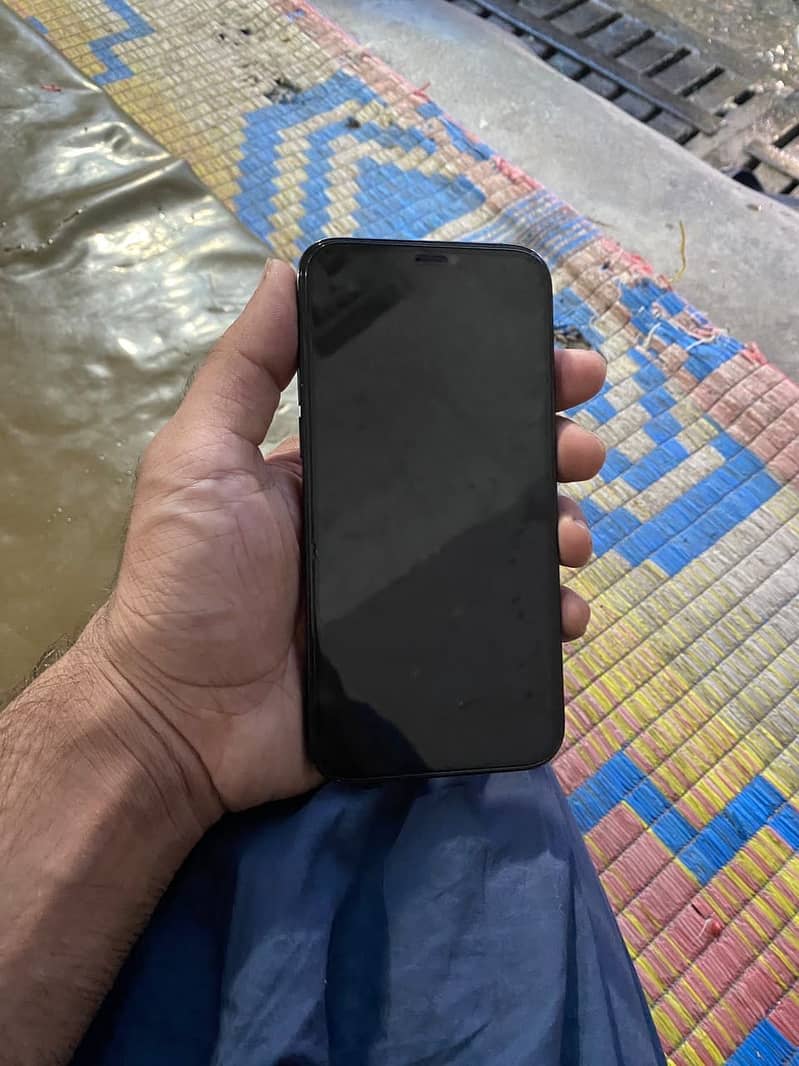 Apple iPhone 12 Pro 3