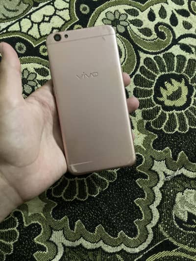 Vivo Y67