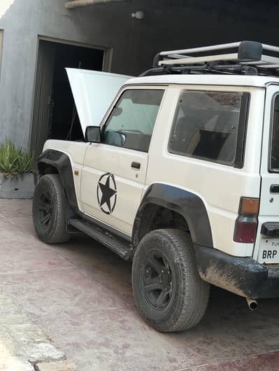 Daihatsu Rocky 1996 available for sale
