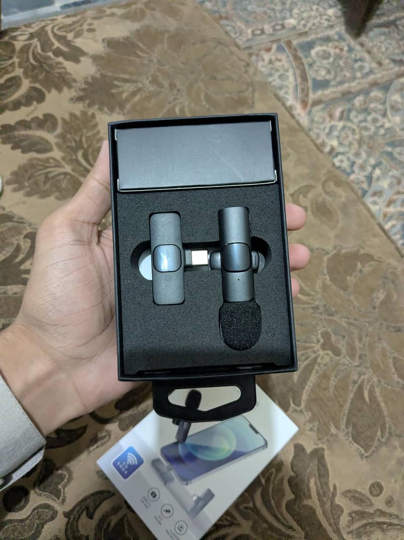 K8 wireless mic 1