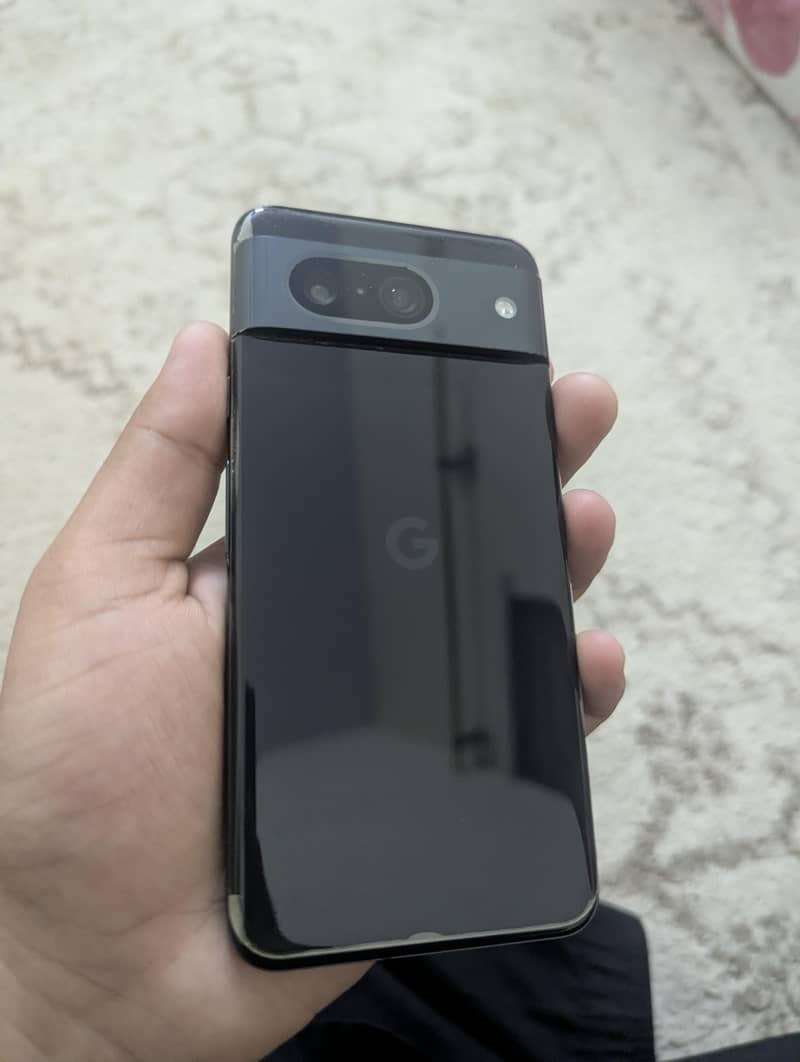 Google pixel 8 1