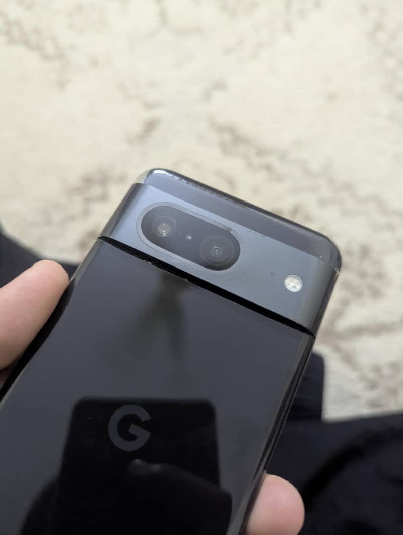 Google pixel 8 2