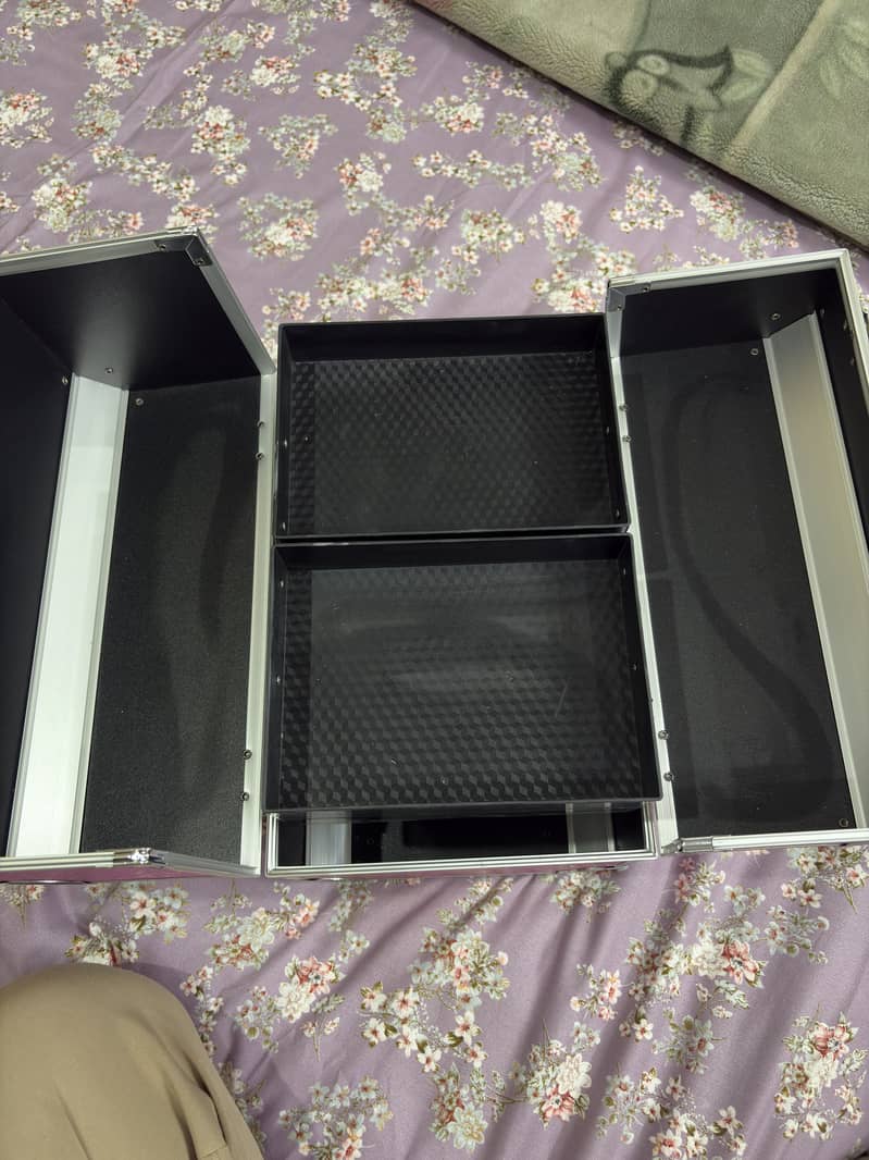 Makeup organizer 6