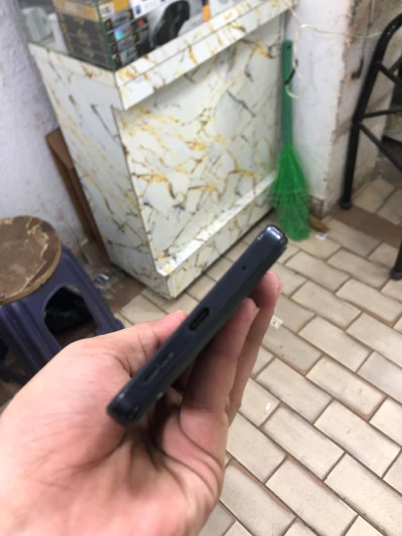 Xiaomi Redmi Note 12 4