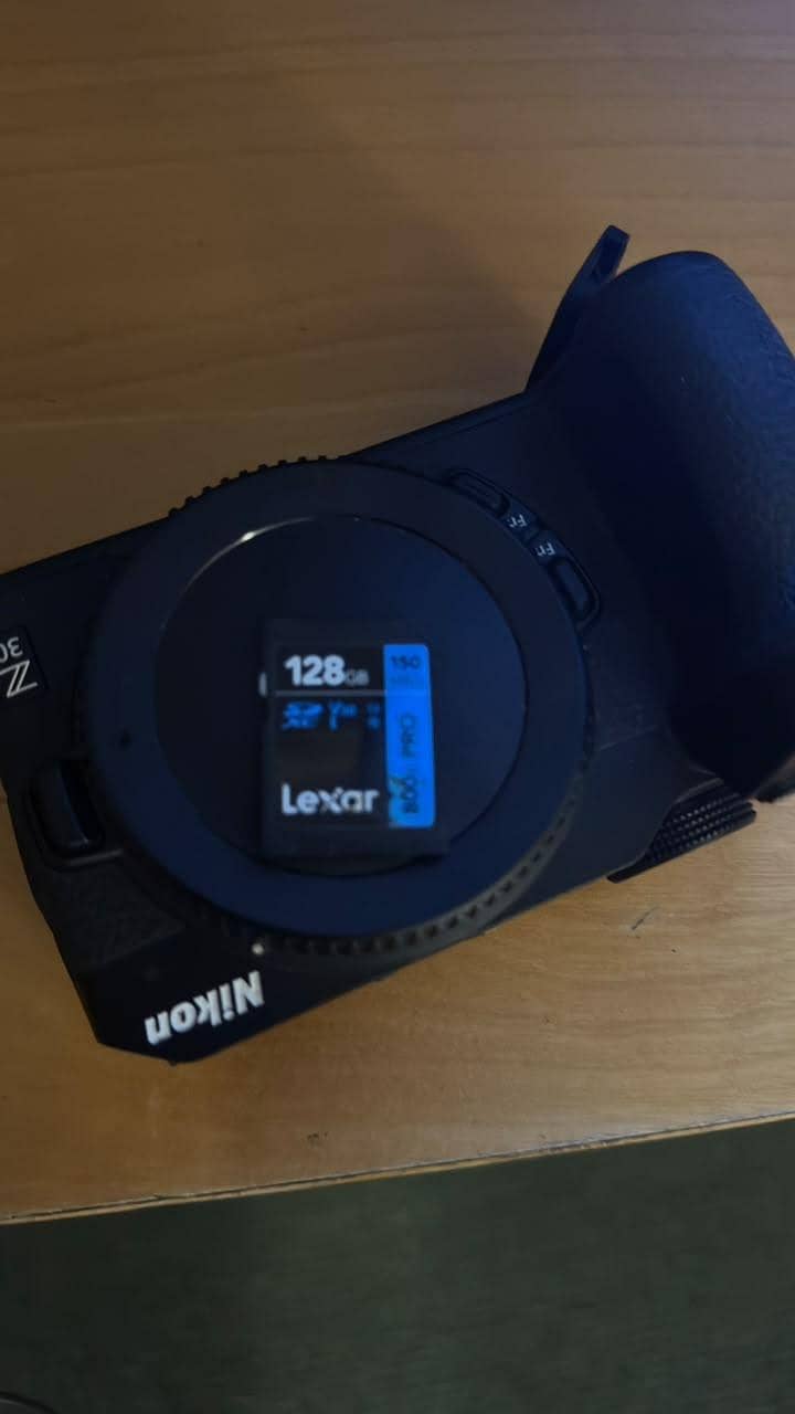NIKKON Z30PLUS 1