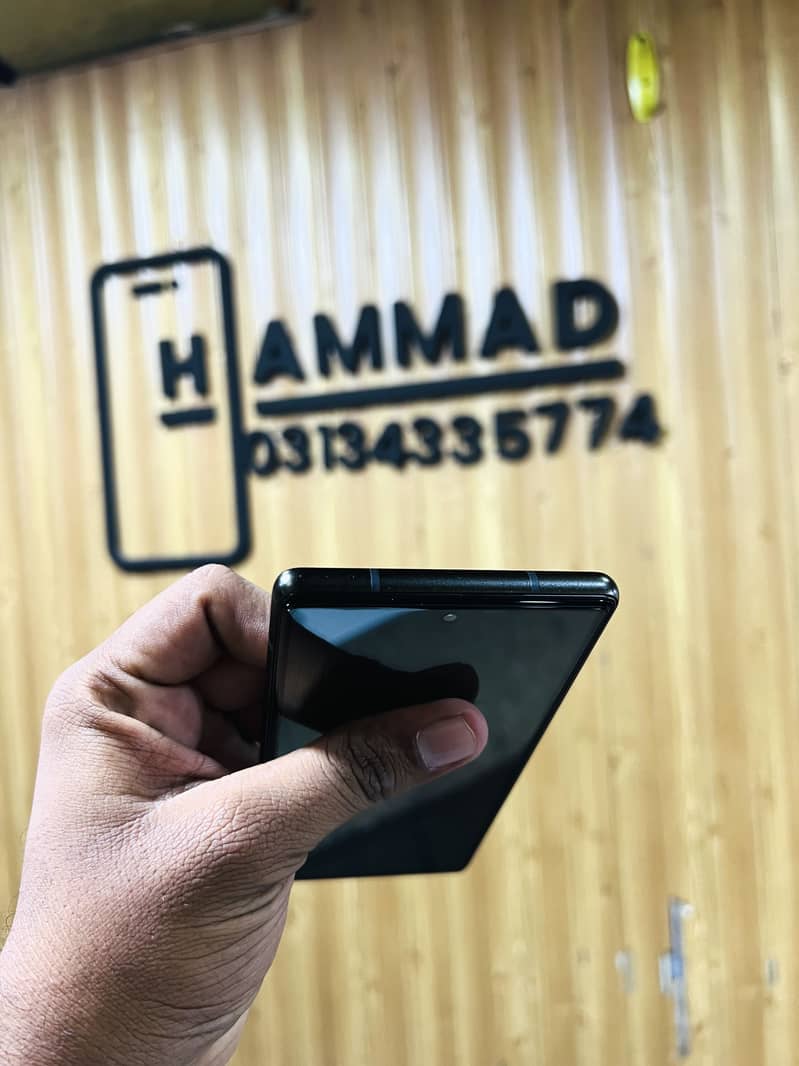 Google Pixel 6 5