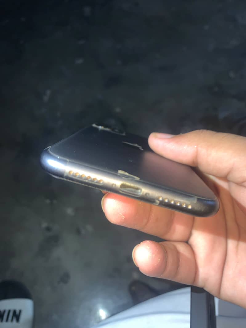 Apple iPhone 11 2