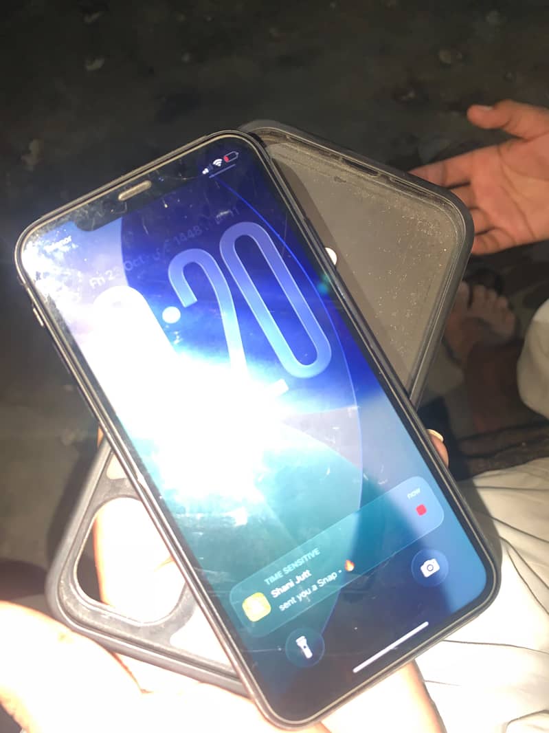 Apple iPhone 11 3