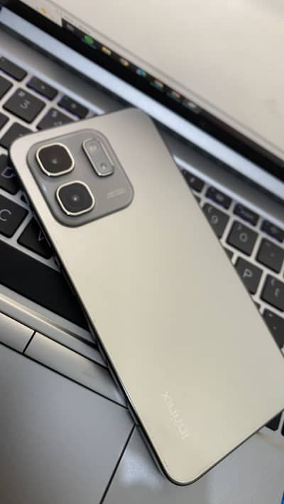 Infinix Hot 50i