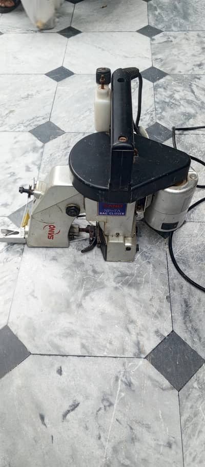 gatu (Bora) sewing machine for sale