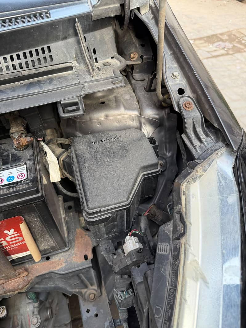 Toyota Vitz 2011 17
