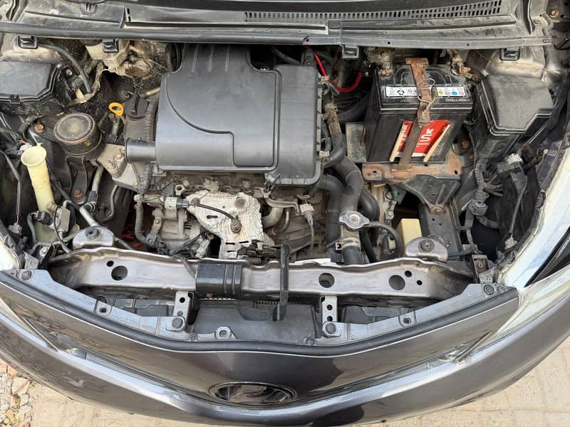 Toyota Vitz 2011 18