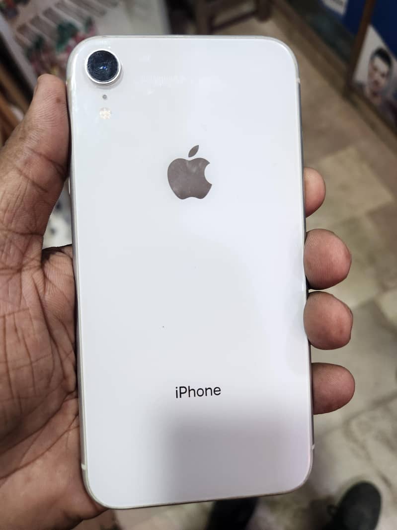 Apple iPhone XR dual physical aproved 128gb - Mobile Phones - 1120801965