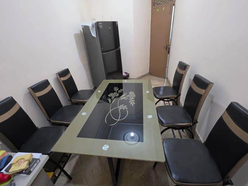 dining table with 6 chairs 0