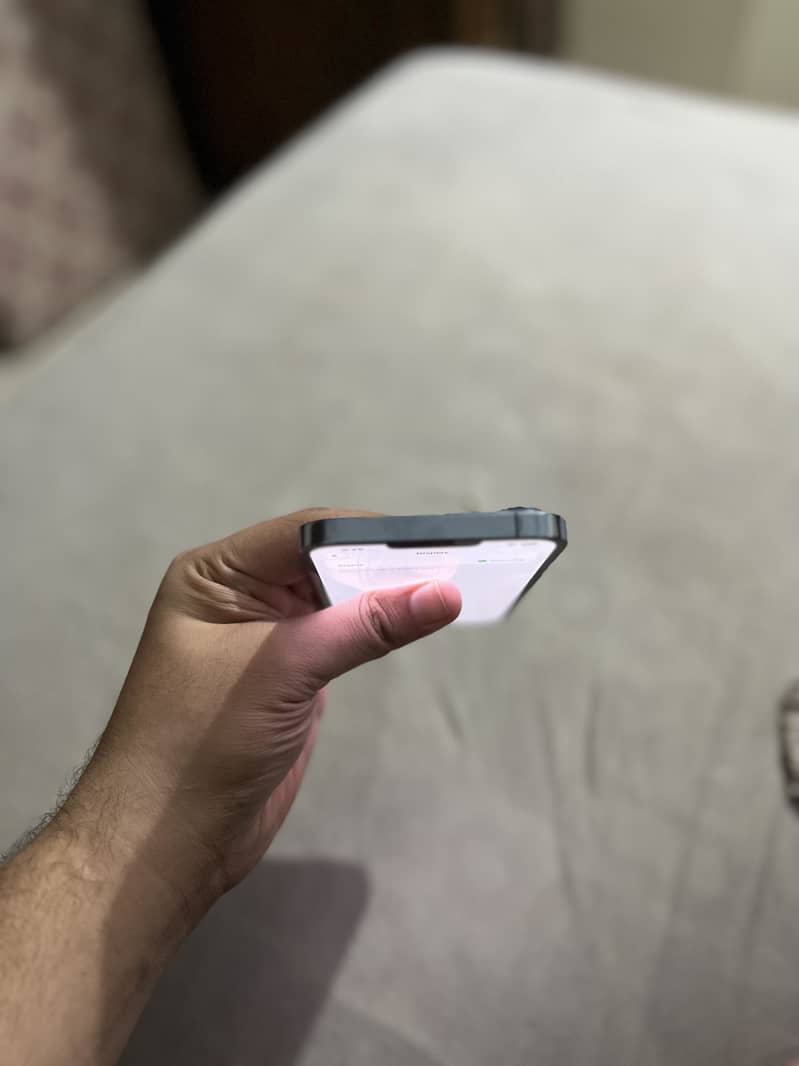 Apple iPhone 13 Pro Max 7