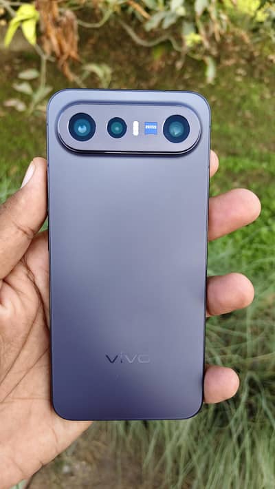 Vivo X300 FE