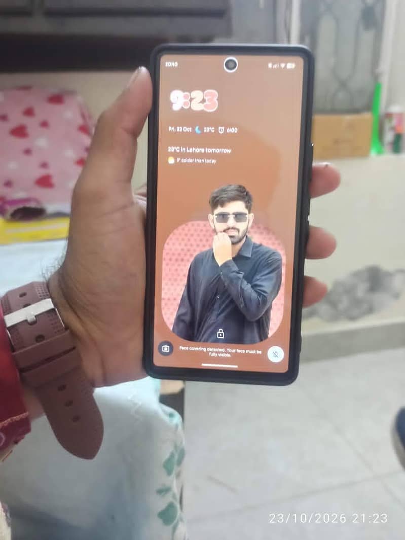 Google Pixel 7 4