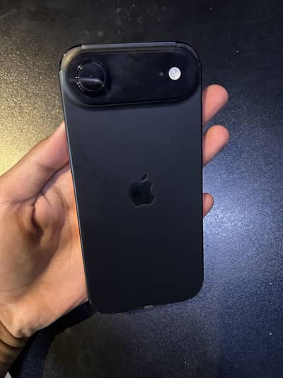 Apple iPhone 17 Air With box and cable
