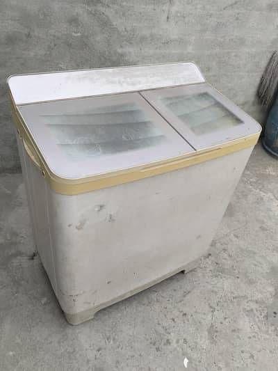 Kenwood Washing and Dryer Machine 2018