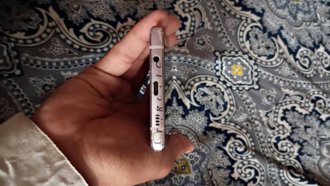 Samsung Mobile Note 9 2