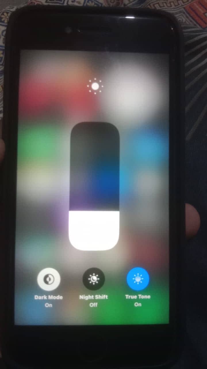 Apple iPhone 8 1