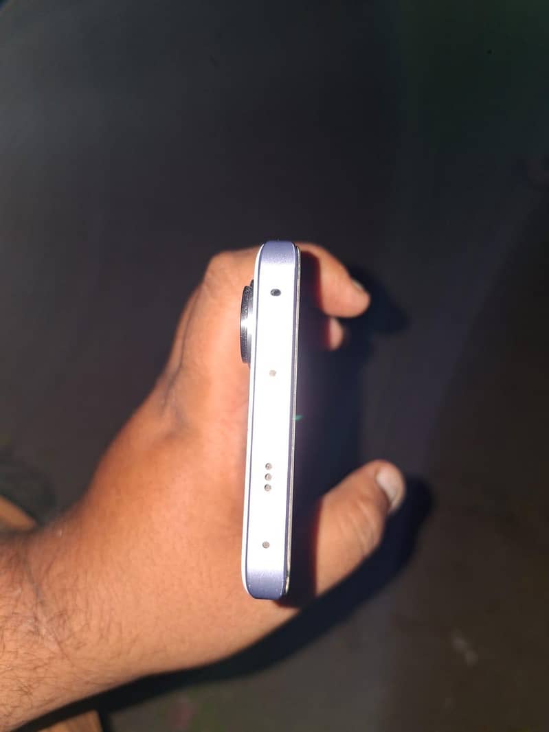 Realme note 13 Pro Plus 5