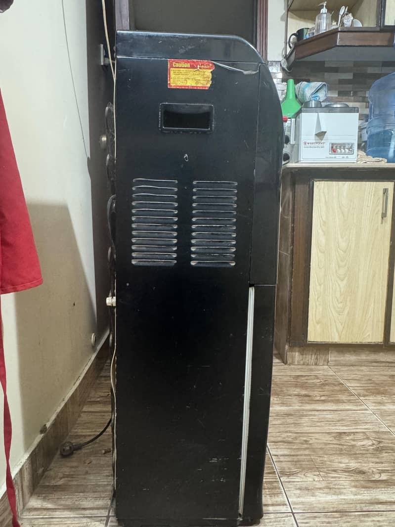 water dispenser available - Water Dispensers - 1120802414