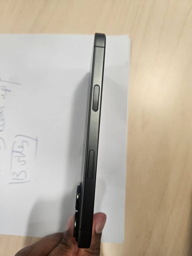 Apple iPhone 17 2