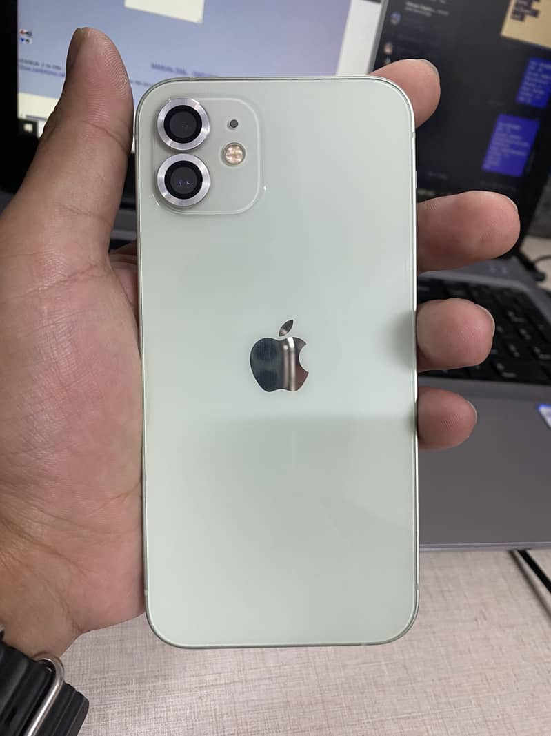Apple iPhone 12 0