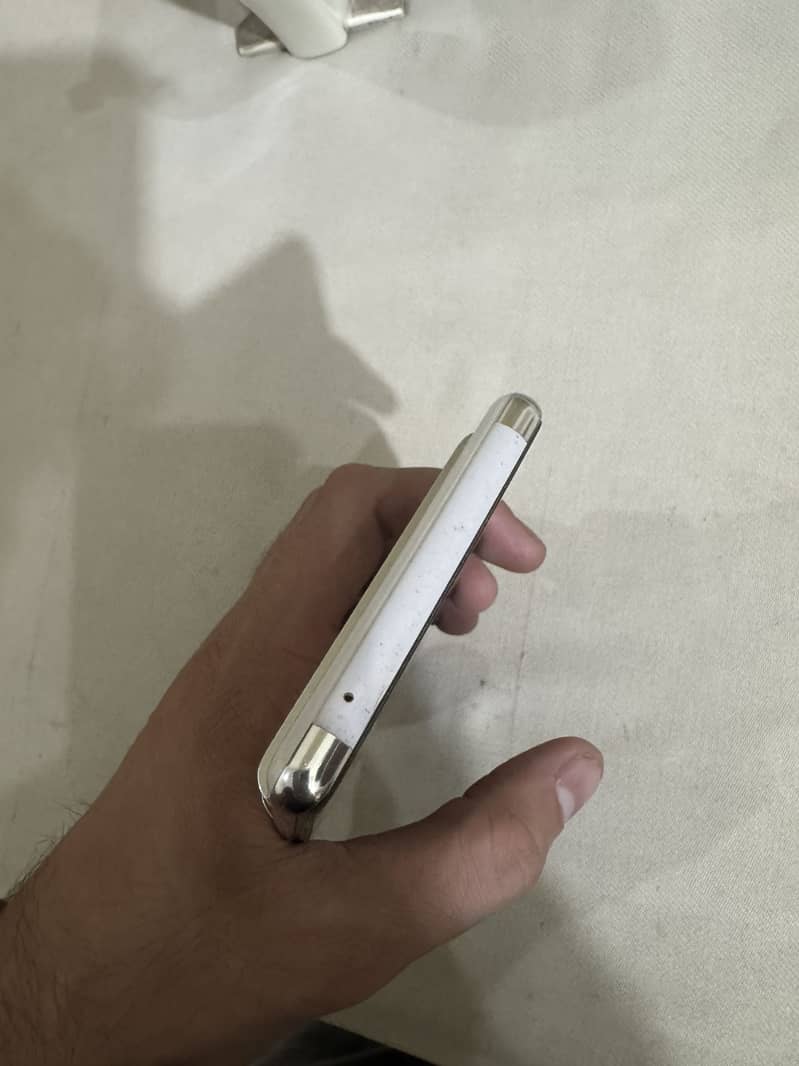 Google pixel 6 pro 4