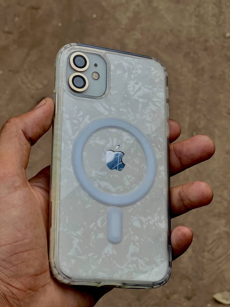 Apple iPhone 11 7