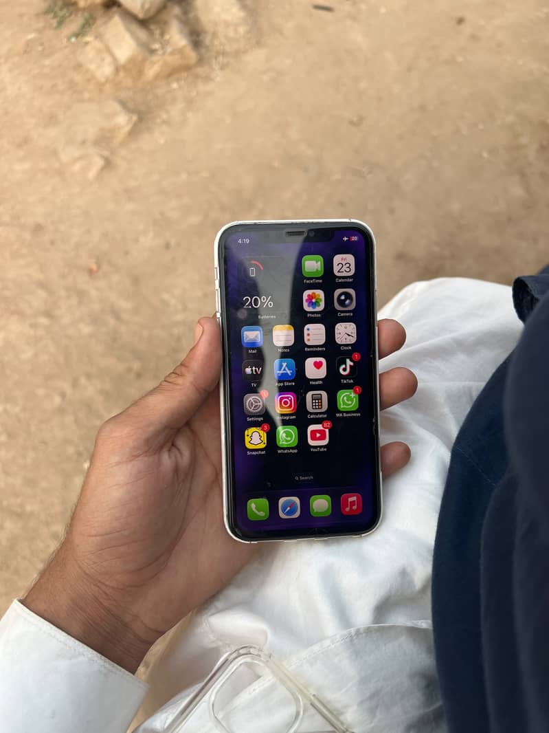 Apple iPhone 11 6