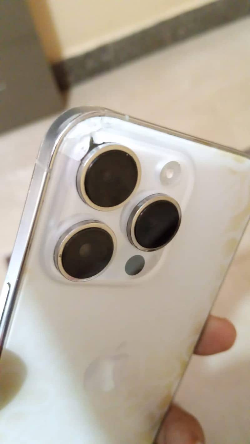 Apple iPhone 14 Pro 0