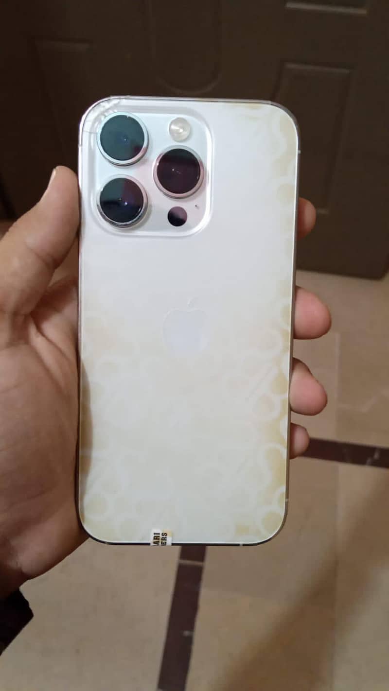 Apple iPhone 14 Pro 3