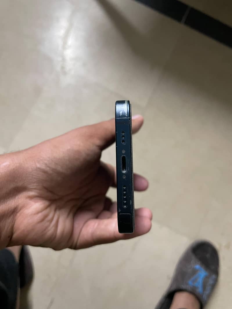 Apple iPhone 14 5