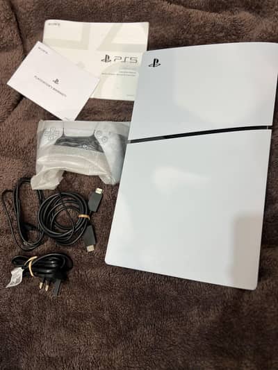 Brand New PS5 Slim Digital Edition 825GB, International version.