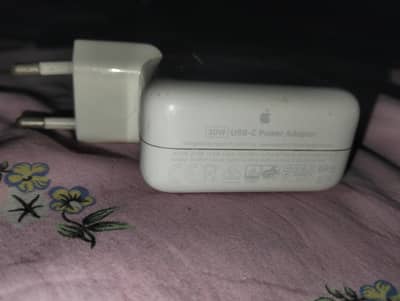 Apple iphone 16 PM 30W Original charger