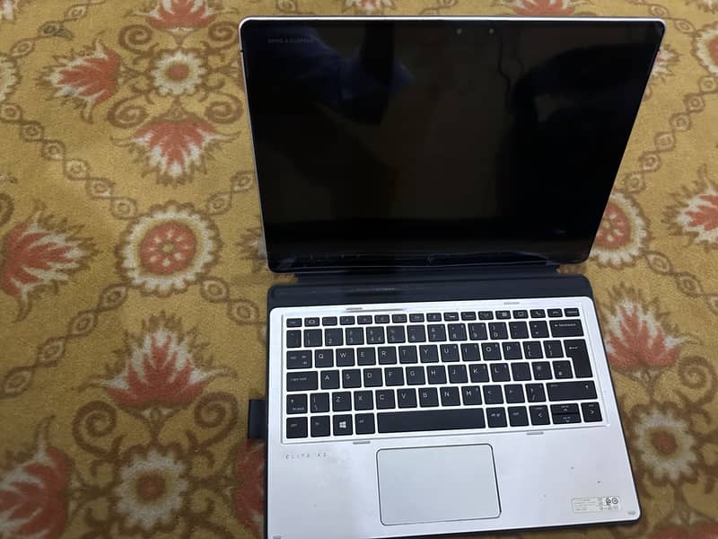 Laptop 0