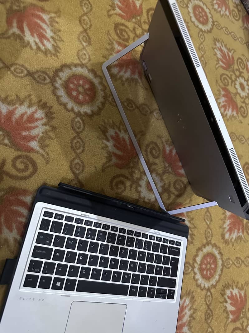 Laptop 2