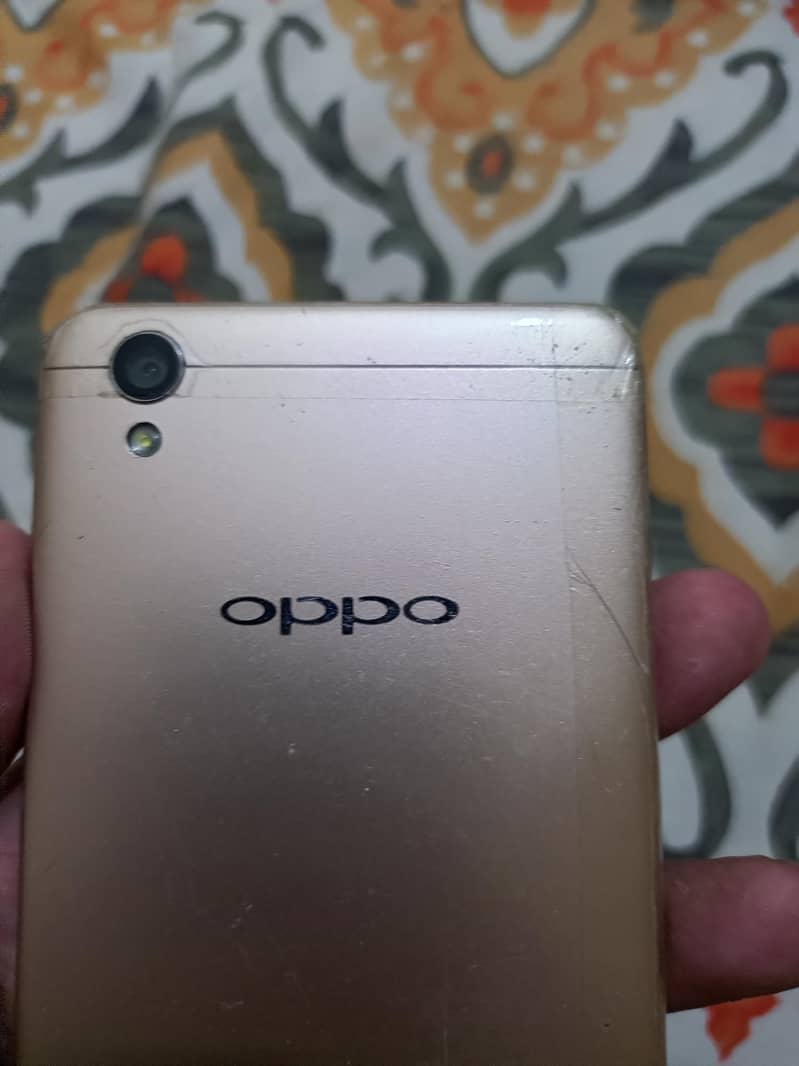 OPPO A37f 1