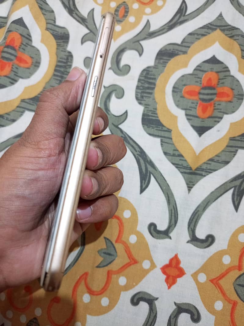 OPPO A37f 4