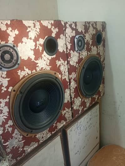 Coral Speakers