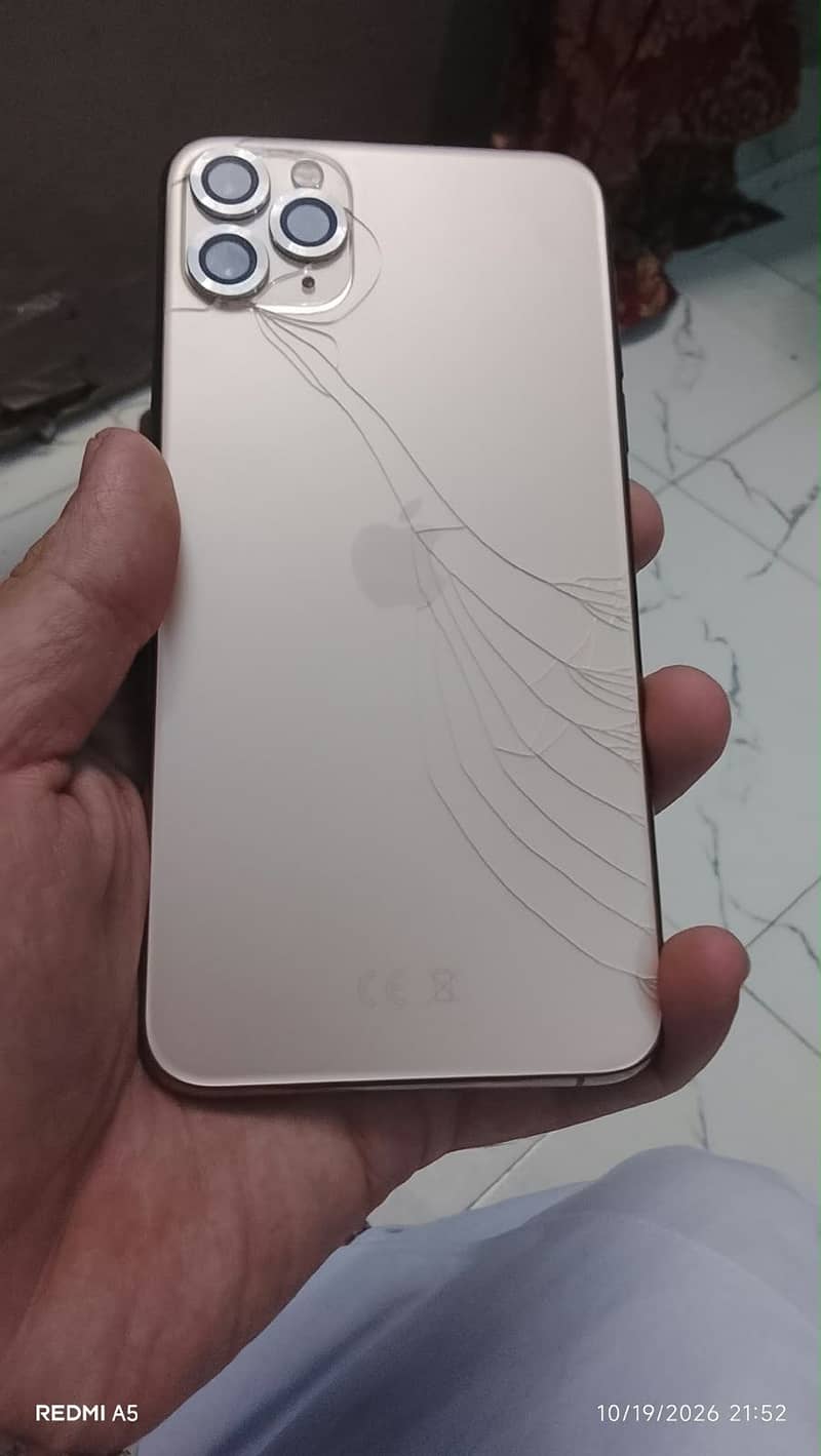 Apple iPhone 11 Pro Max 1