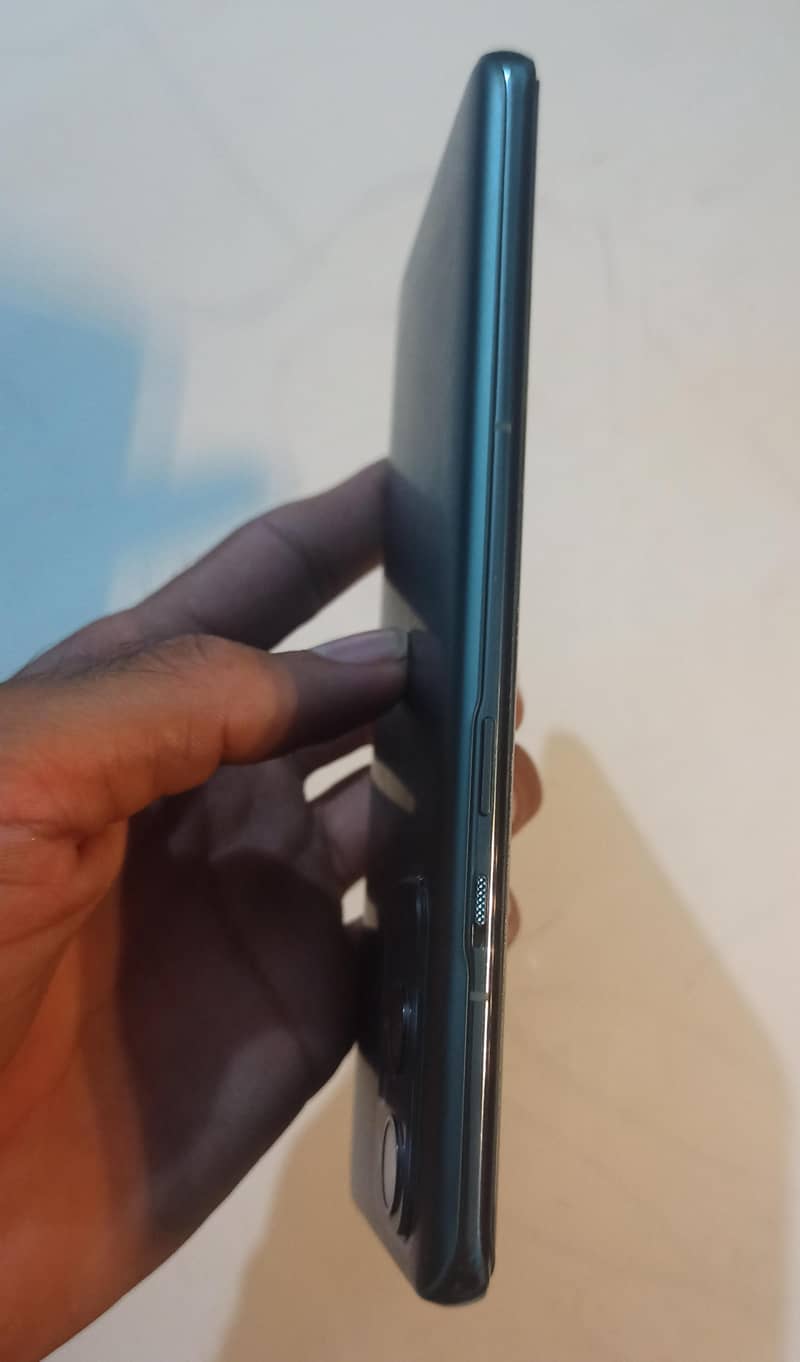 One Plus 9 Pro 4
