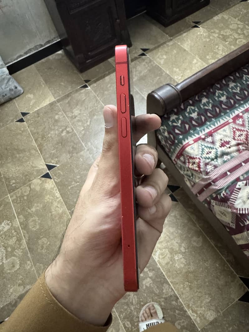 Apple iPhone 12 1