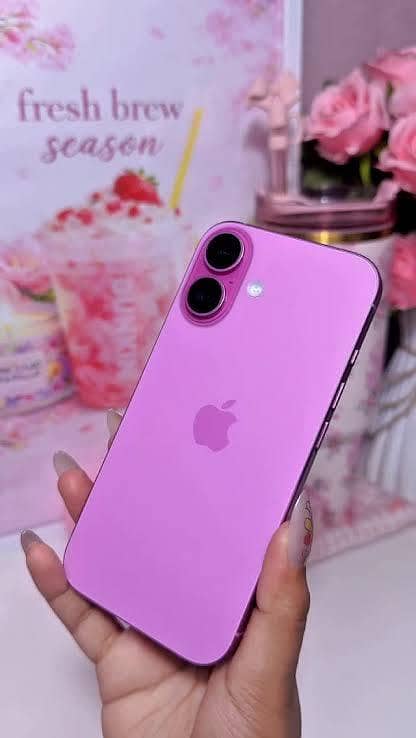 Apple iPhone 16 0