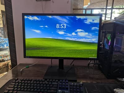 Samsung S24E450