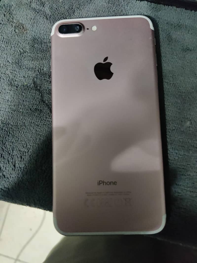 Apple iPhone 7 Plus 0