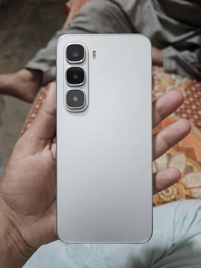 Infinix Hot 60i